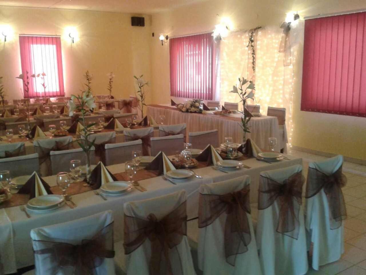 Platan Panzio Bed and Breakfast Nagyszenas Exteriör bild